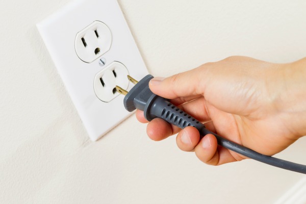 3 Tips to Keep Your Energy Costs Under Control This Holiday Season